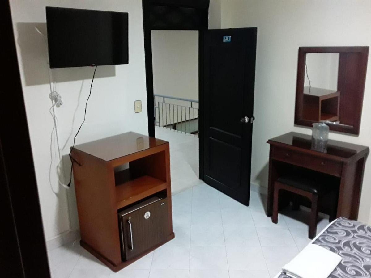 Hotel El Andino Cúcuta Kültér fotó